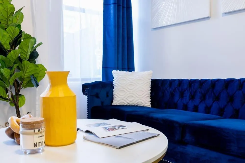 1435-2 3 Bedrooms 2Bath W D Ues New York