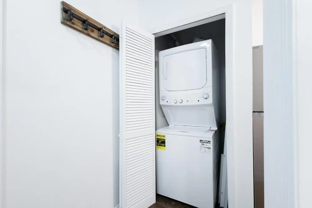 1435-2 3 Bedrooms 2Bath W D Ues New York Apartment