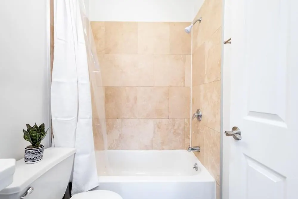 Apartment 1435-2 3 Bedrooms 2Bath W D Ues New York