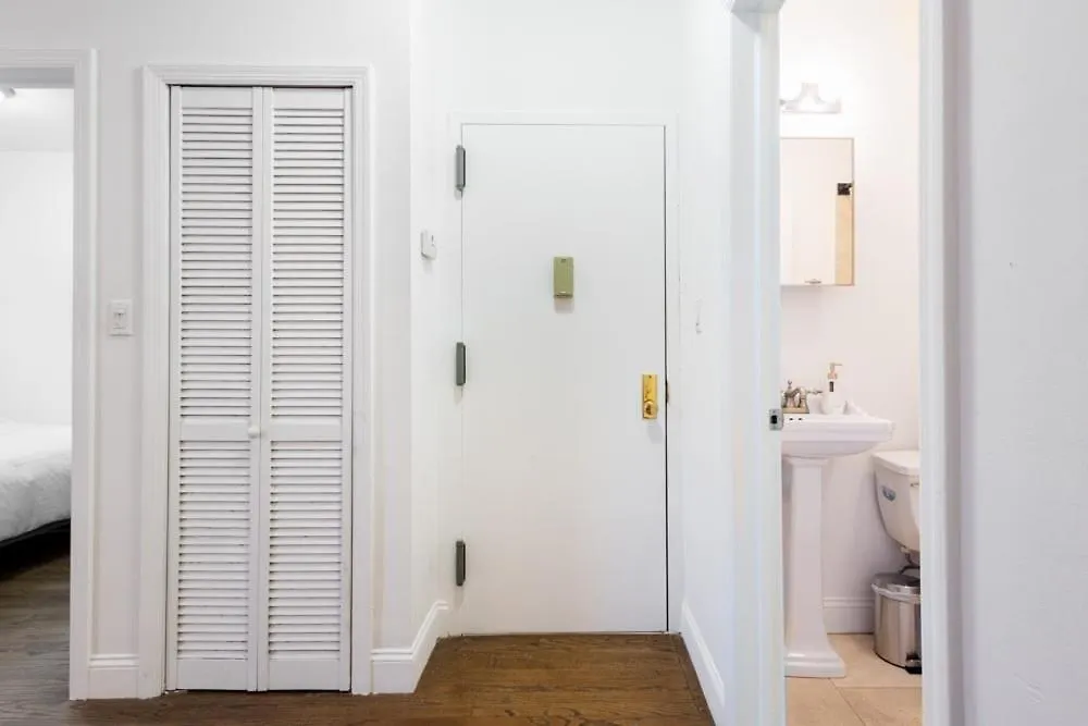 1435-2 3 Bedrooms 2Bath W D Ues New York United States